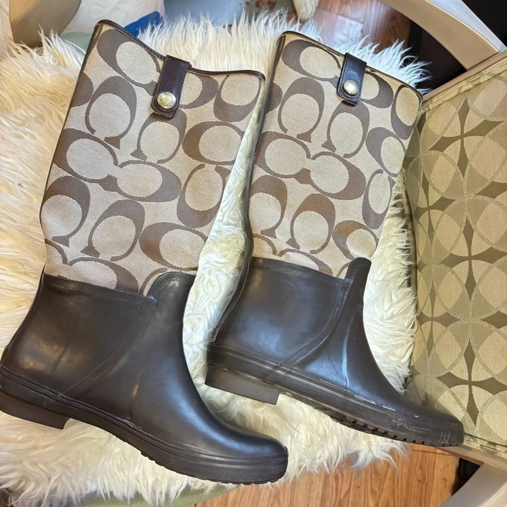 Coach women brown